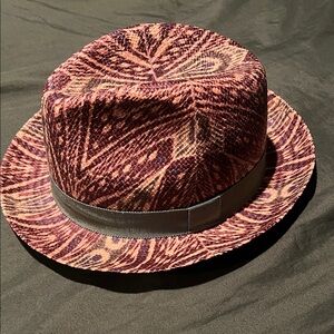 Etro Men’s Green and Purple Patterned Hat